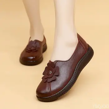 2022 Ретро Лоферы Дамски обувки на плоска подметка Пролетта слипоны Дамски Демисезонная Ежедневни обувки за мама Черен цвят