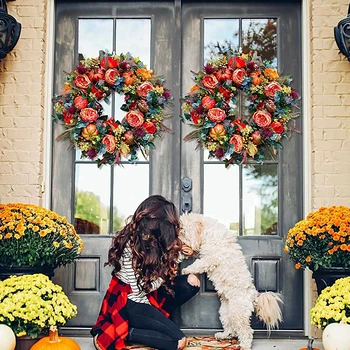 Есенен венец от божури и тиква-семе за украса за входната врата на дома, в стопанството, фестивал, празник за Деня на Благодарността