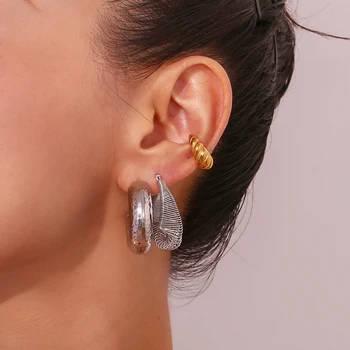 Популярни обеци-халки златисто-сребрист цвят CC-форми Минимализъм Бижута и аксесоари от неръждаема стомана за жени