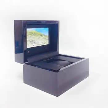 Видео-брошура с екран от 4,3 инча, Бизнес подарък, LCD черна кутия от карбон за сватбени покани